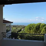 Theodora Lejlighedshotel Lakíthra