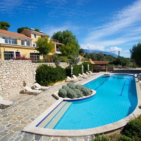 Aparthotel Theodora *