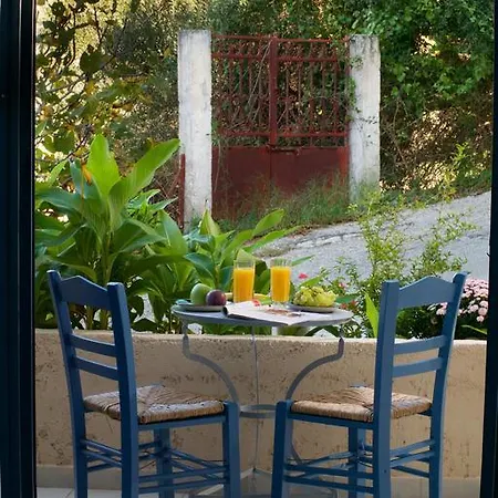 Aparthotel Theodora 4*