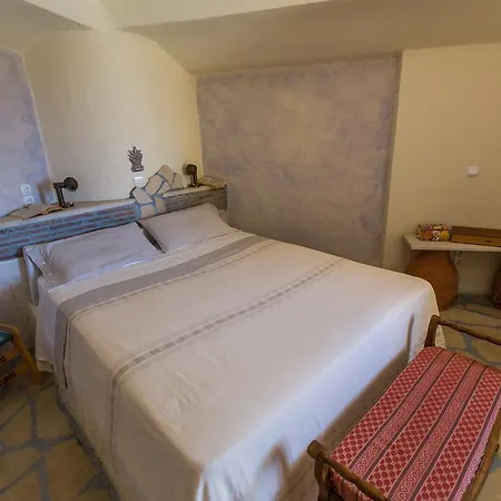 Theodora Aparthotel Lakíthra