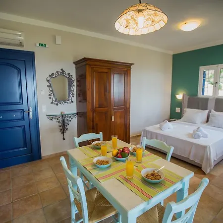 Theodora Apart Otel 4*