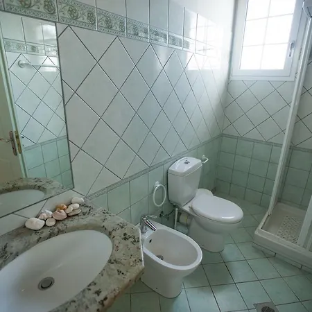 Theodora Aparthotel *