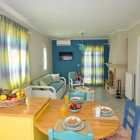 Theodora Aparthotel Lakithra