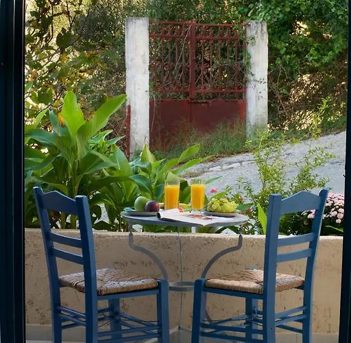 Aparthotel Theodora 4*